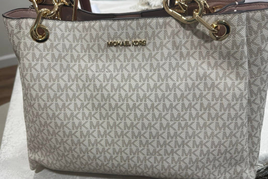 Michael Kors Trisha shoulder bag, Original Price: 628 $