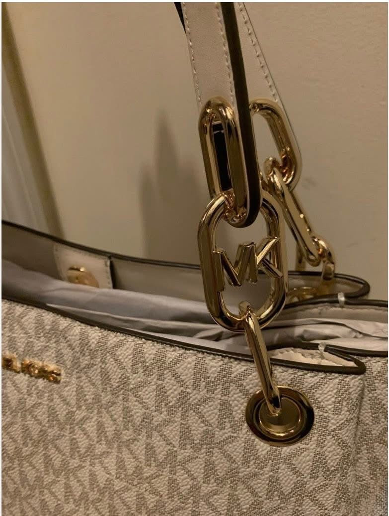 Michael Kors Trisha shoulder bag, Original Price: 628 $