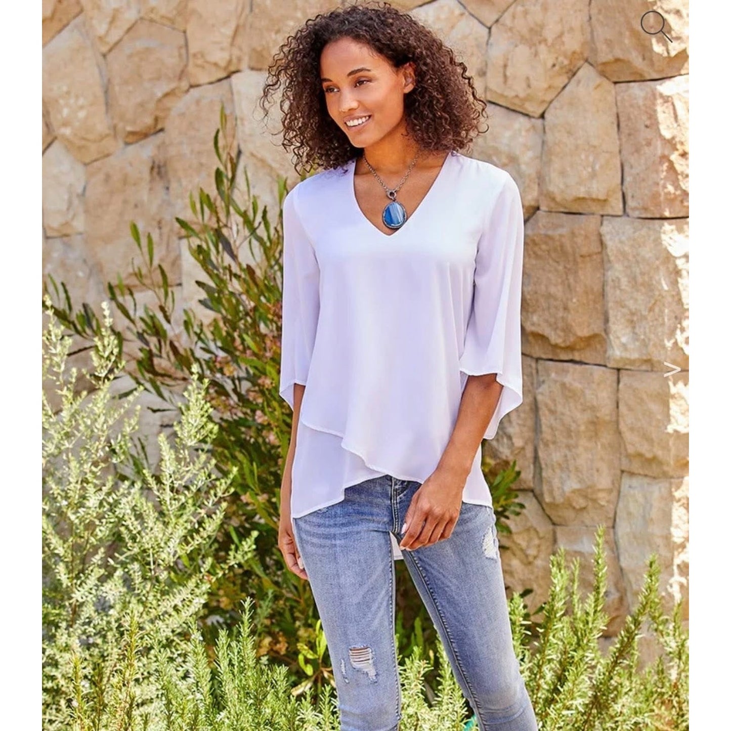 Karen Kane Elegant white flutter sleeve top, Small, NWT, Size L, MSRP: 98$