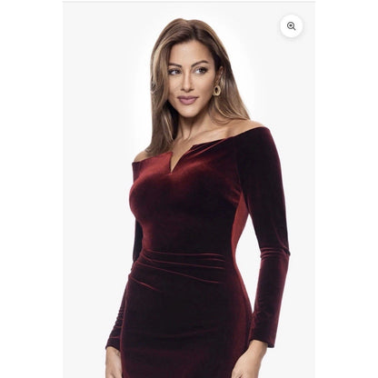 XSCAPE Petite "Christy" Long Off the Shoulder Velvet Dress, Size 8P, MSRP: 179$