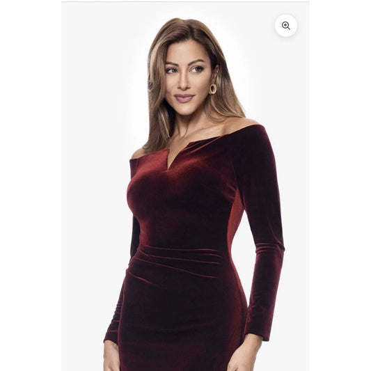 XSCAPE Petite "Christy" Long Off the Shoulder Velvet Dress, Size 8P, MSRP: 179$
