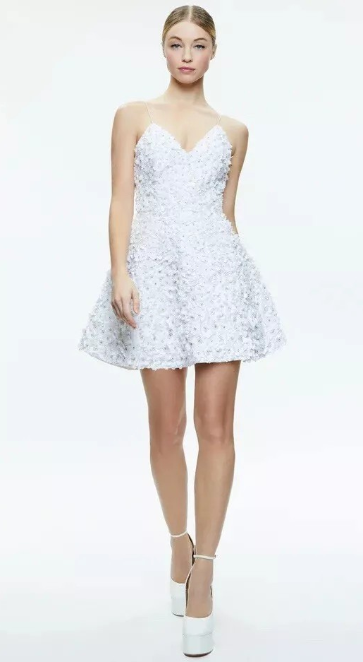Alice + Olivia Domenica Embellished Floral Appliqué Mini Gown Dress 4, NWT